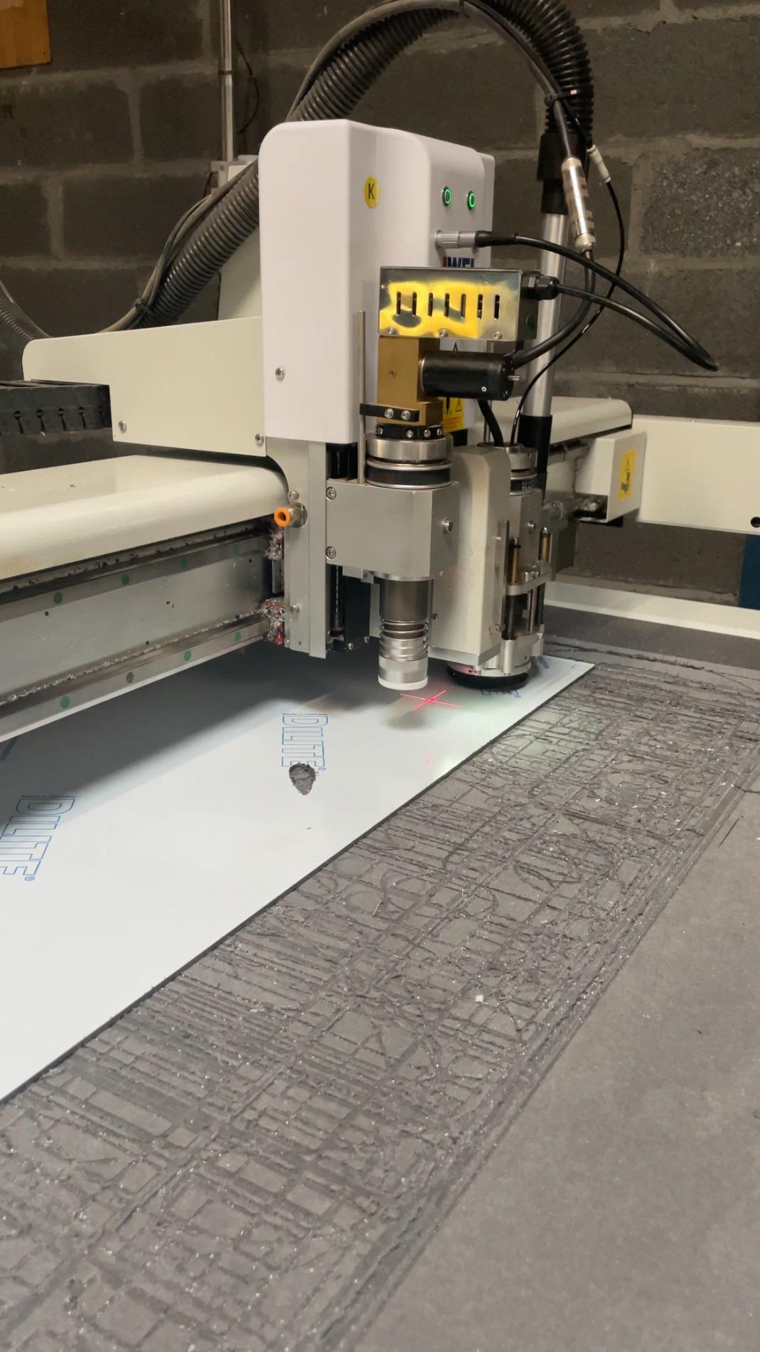 Table de découpe Jwei CB03